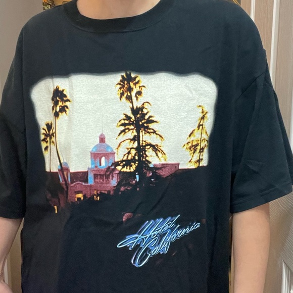 Anvil 2002 Eagles Concert Short Sleeve Shirt 2X - Picture 2 of 6